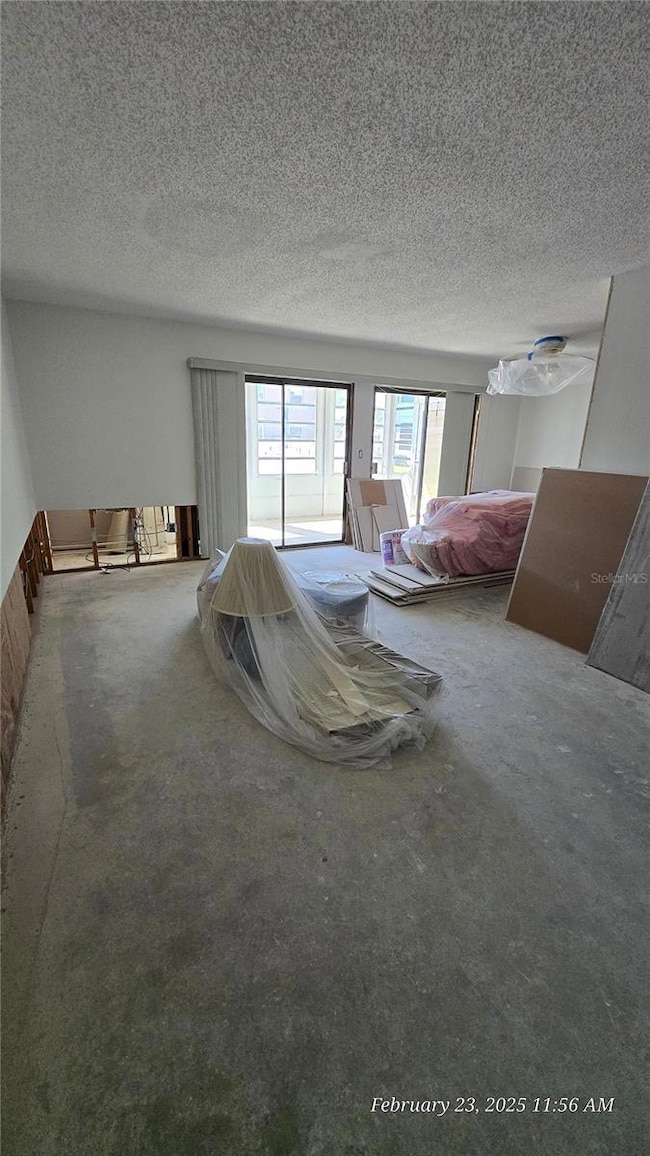 Front Entry-Living Room