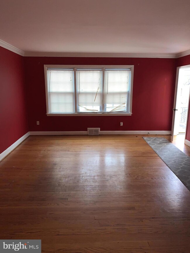 8109 Pleasant Plains Rd, Towson, MD 21286 - photo 3