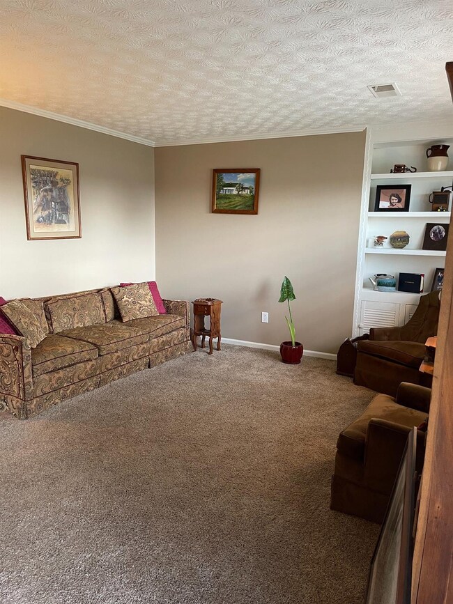 3339 Louisville Rd, Salvisa, KY 40372 - photo 6