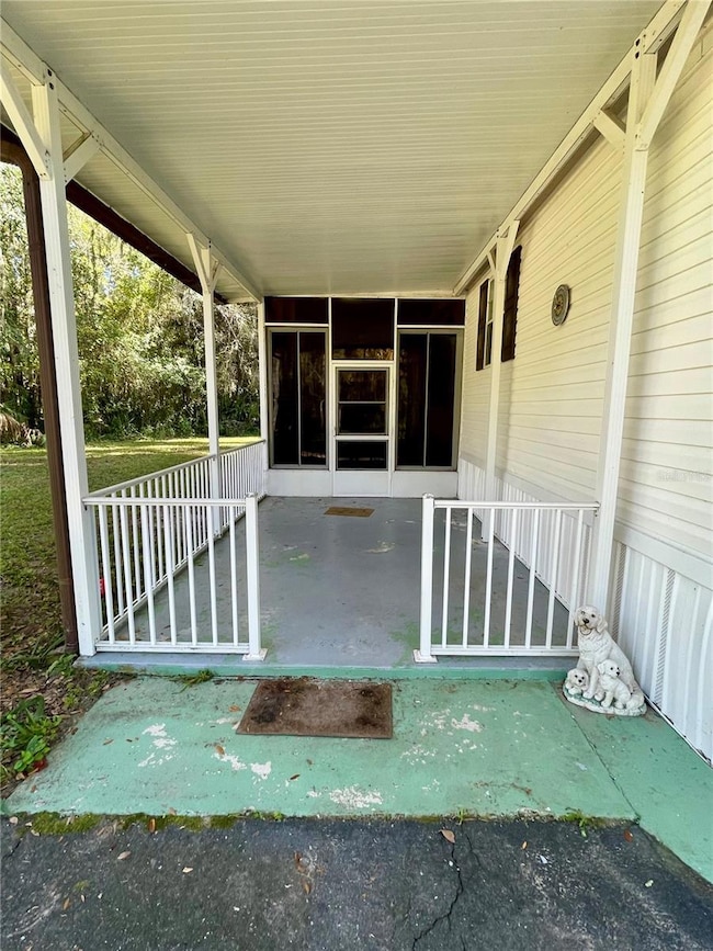 3786 Cr 405n, Lake Panasoffkee, FL 33538 - photo 5