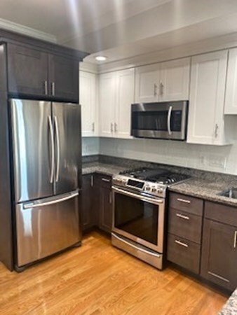 208 I St unit 3, Boston, MA 02127 - photo 2
