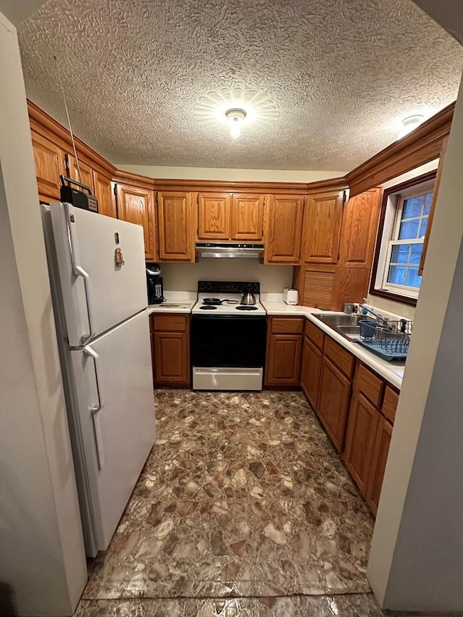 221 Pert Creek Rd, Whitesburg, KY 41858 - photo 5