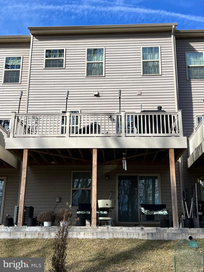 8020 Spring Arbor Dr, Laurel, MD 20707 - photo 2