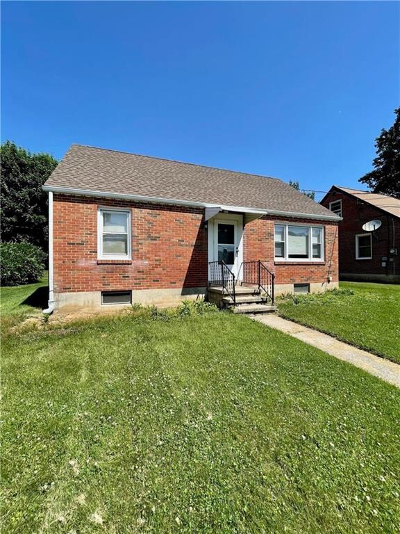 825 Walnut St, Emmaus, PA 18049 - photo 4