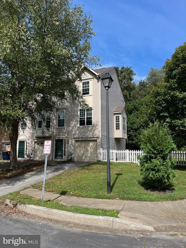 95 Mule Deer Ct, Elkton, MD 21921 - photo 2