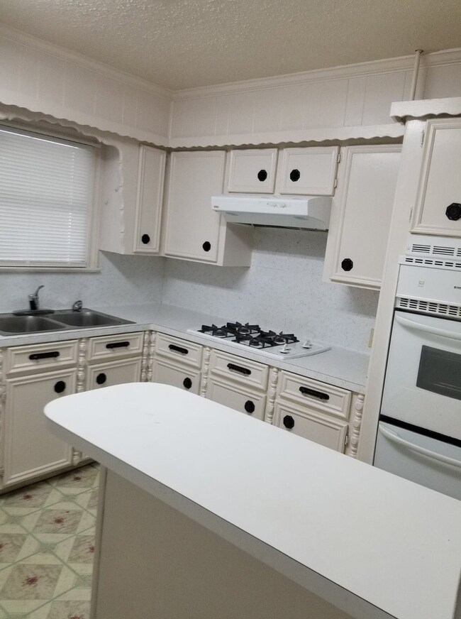 3819 Hain St, Houston, TX 77009 - photo 5