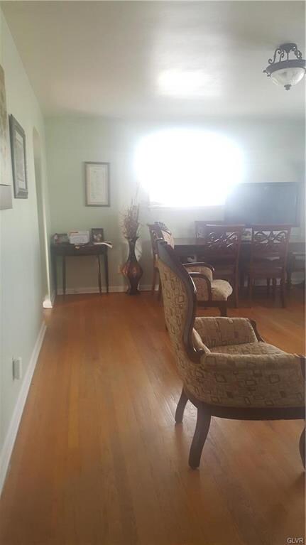 820 S 11th St, Allentown, PA 18103 - photo 2