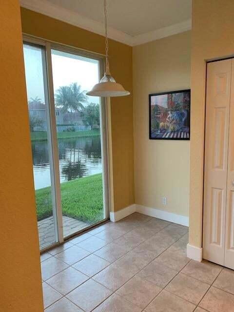 3083 Laurel Ridge Cir, Riviera Beach, FL 33404 - photo 2