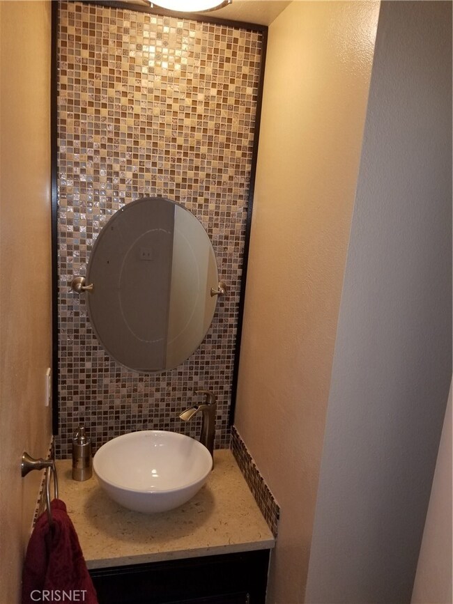 14262 Tyler St unit 11, Sylmar, CA 91342 - photo 4