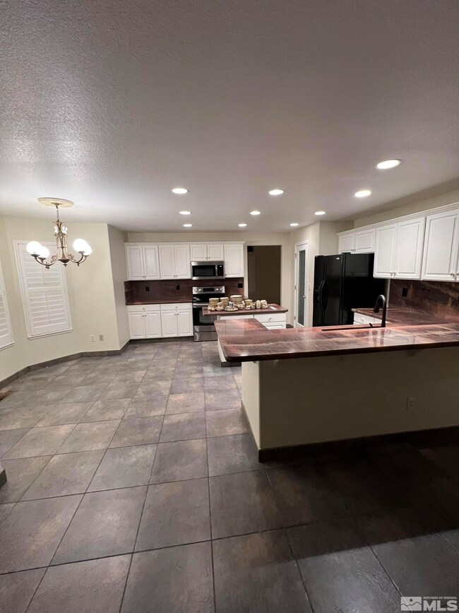 846 Francesca Way, Sparks, NV 89436 - photo 4