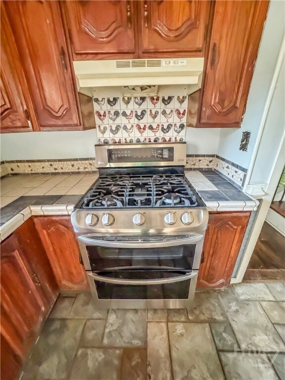 Stainless appliances