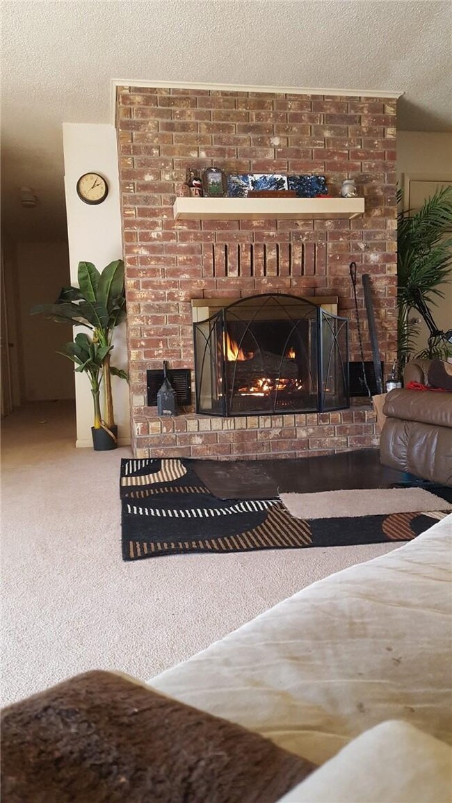 14906 Joy Rd, Fayetteville, AR 72701 - photo 2