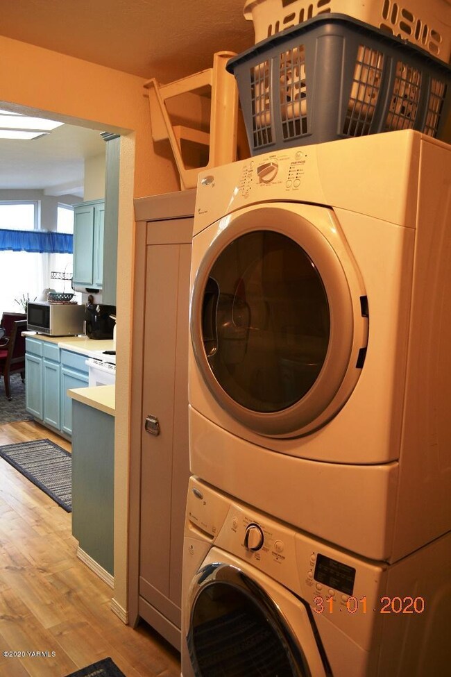 Laundry Room & Entrance to Kitchen
