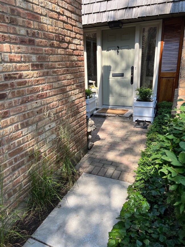 1877 Somerset Ln unit 9, Northbrook, IL 60062 - photo 6