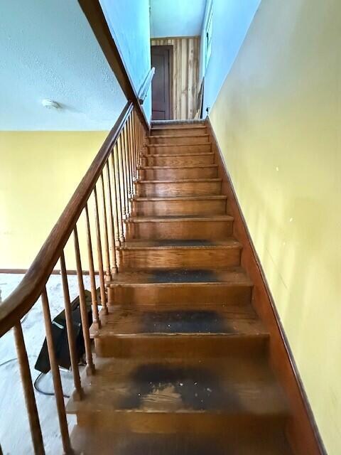 221 E Parrish St, Covington, VA 24426 - photo 6