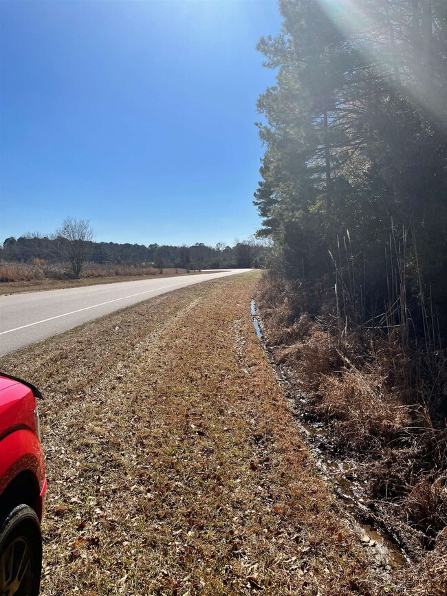 000 Ashley St, Fayetteville, NC 28305 - photo 2