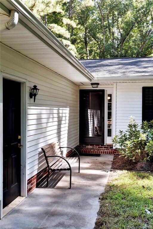 4555 Mallard Dr, Gloucester, VA 23061 - photo 4