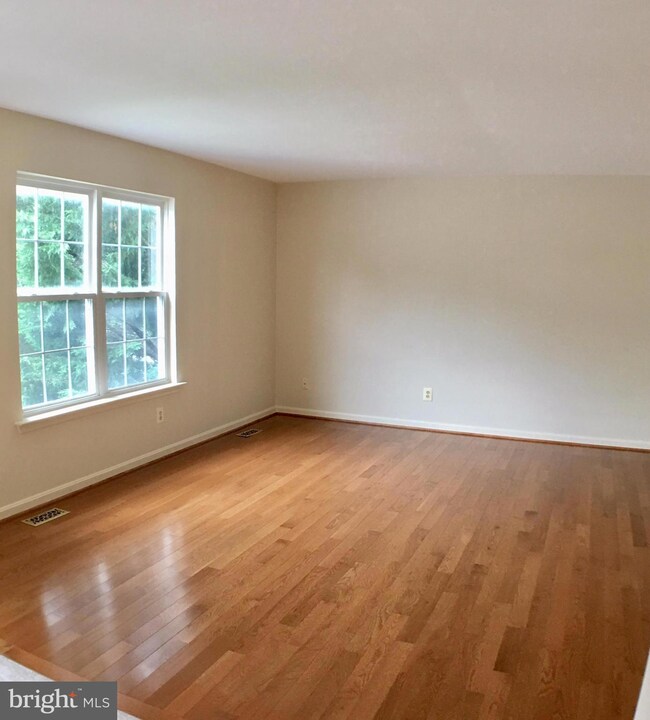 1402 Emily Ct E, Abingdon, MD 21009 - photo 5