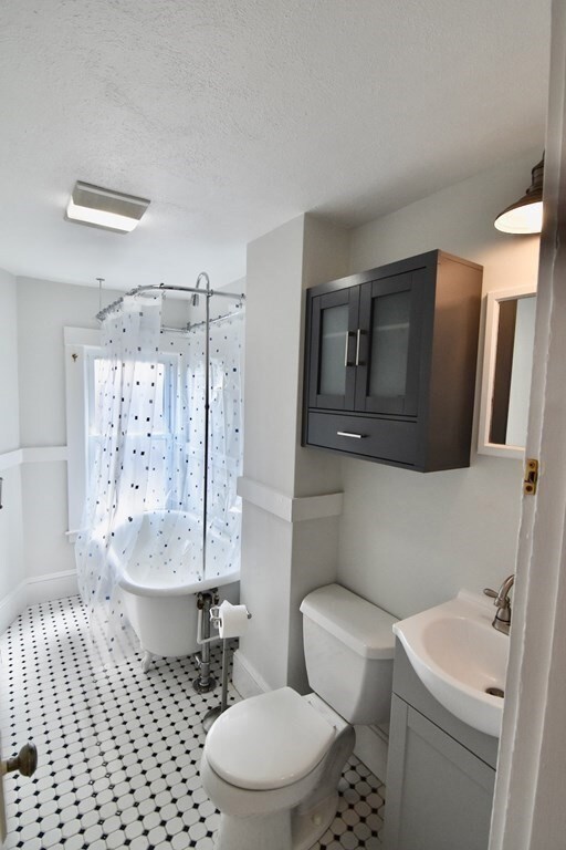 7 Saxton St unit 3, Dorchester, MA 02125 - photo 6