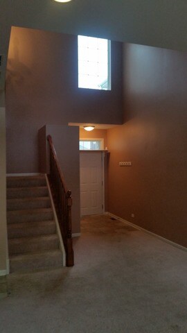 749 S Jade Ln unit 205, Round Lake, IL 60073 - photo 3