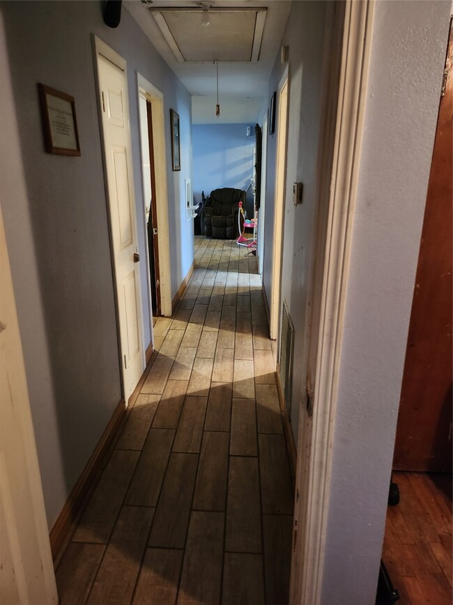 1018 Saint Clair St, Houston, TX 77088 - photo 2