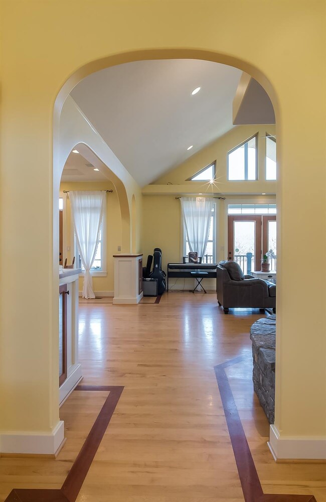 4829 Delaney Ferry Rd, Versailles, KY 40383 - photo 7