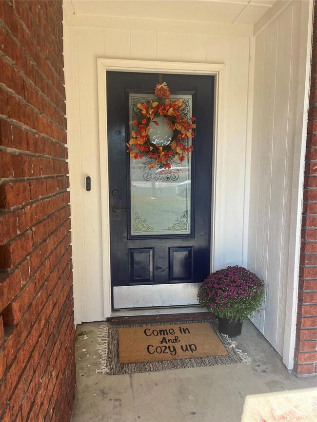 7625 Teresa Ct, North Richland Hills, TX 76182 - photo 2