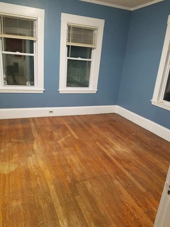 9 Wakefield Ave unit 2, Wakefield, MA 01880 - photo 6