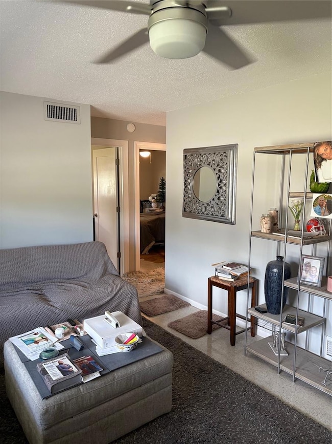 1215 Laurel Ave, Venice, FL 34285 - photo 3