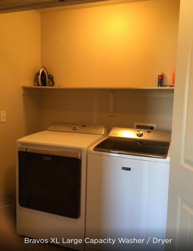 Laundry (Washer/Dryer)