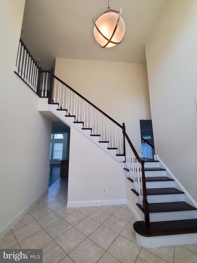 720 W Valley Forge Rd, King of Prussia, PA 19406 - photo 5