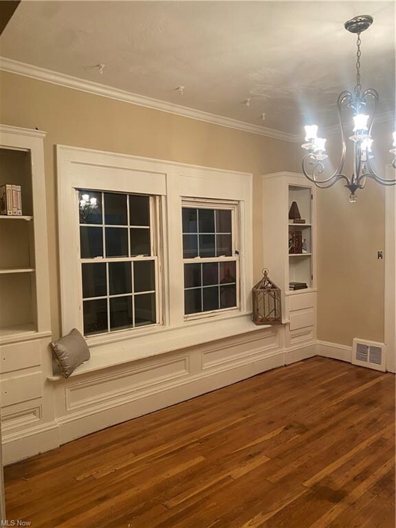 Professionally refinished oak flooring