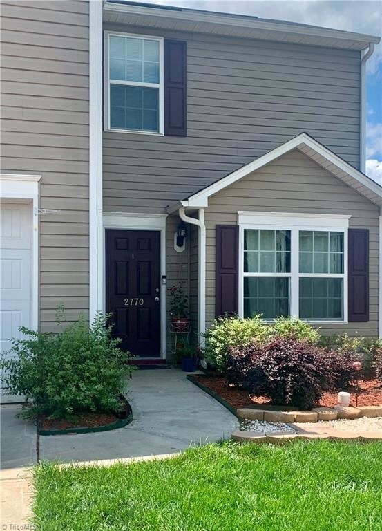 2770 Buckhorn Dr, Randleman, NC 27317 - photo 2