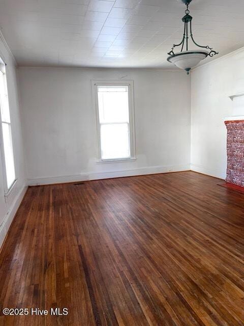 509 Champlain St-Living Room Pt 2