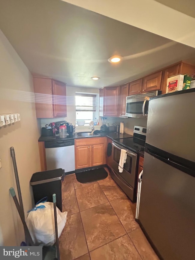 1710 W Girard Ave unit 3F, Philadelphia, PA 19130 - photo 4