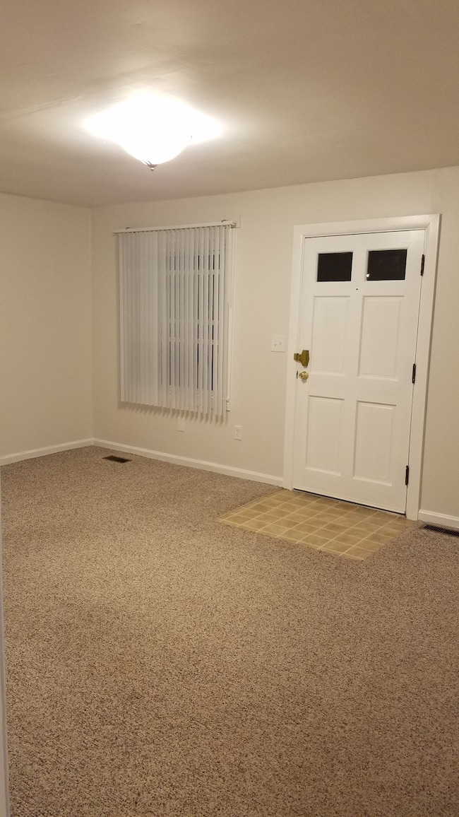 1504 Rogers Cir, Manchester, TN 37355 - photo 6