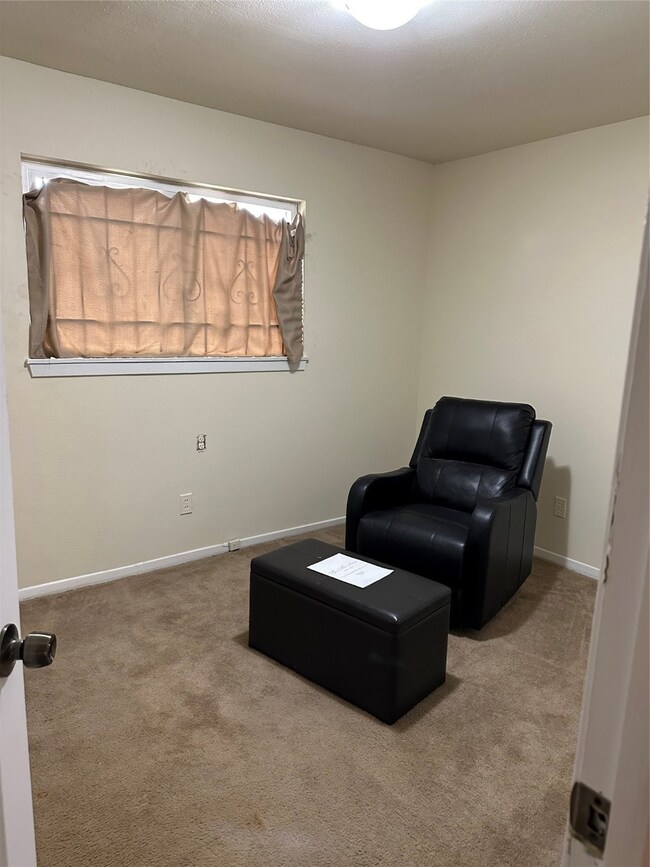 6106 Antha St, Houston, TX 77016 - photo 6