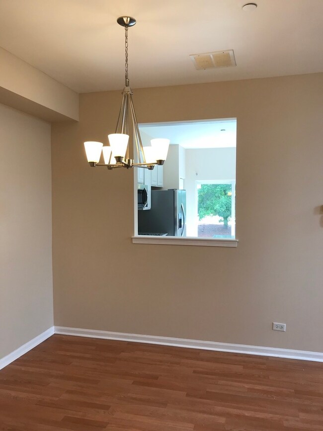 1000 Berry Path Trail unit 1126, Matteson, IL 60443 - photo 3