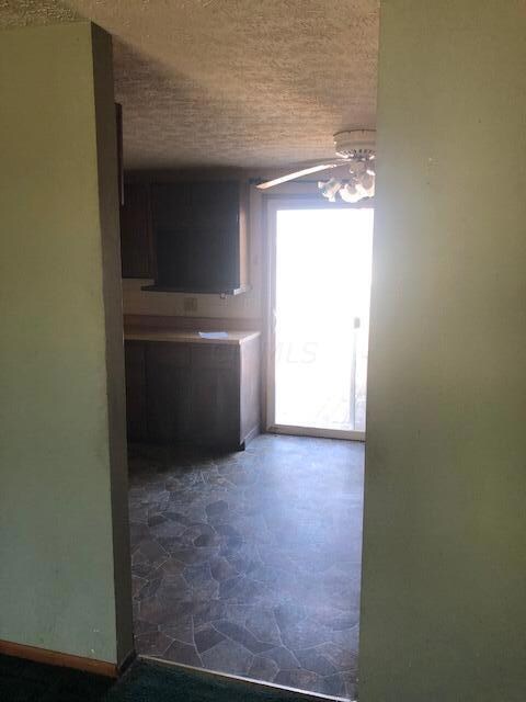 558 Old Tree Place, Columbus, OH 43228 - photo 4