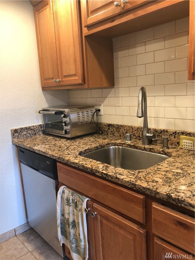 14443 127th Ln NE unit S-9, Kirkland, WA 98034 - photo 5