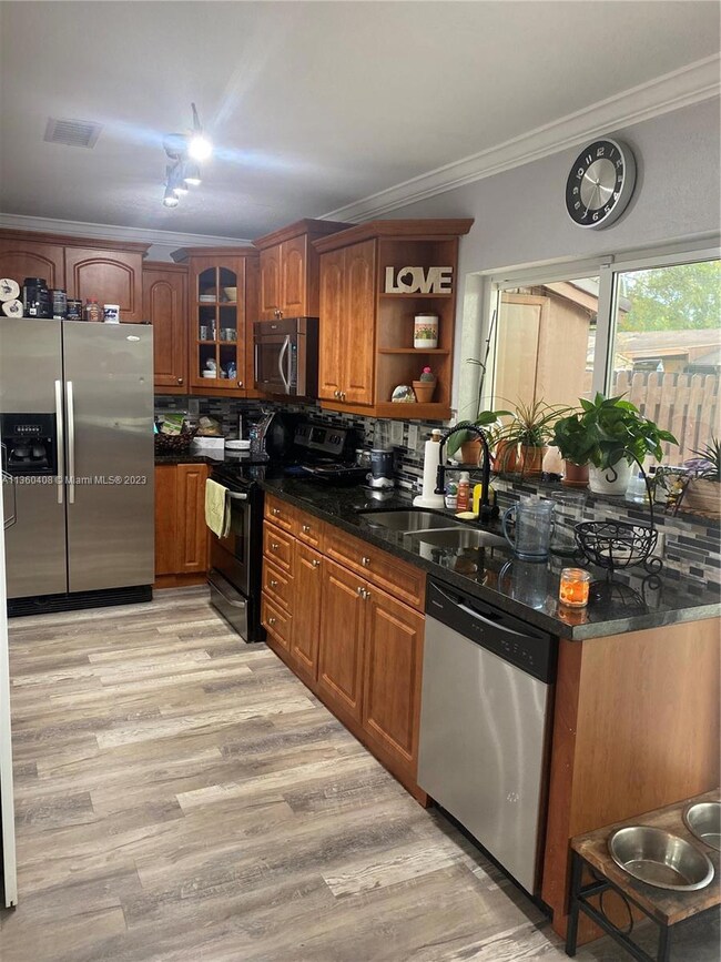 14754 SW 66th Terrace, Miami, FL 33193 - photo 6