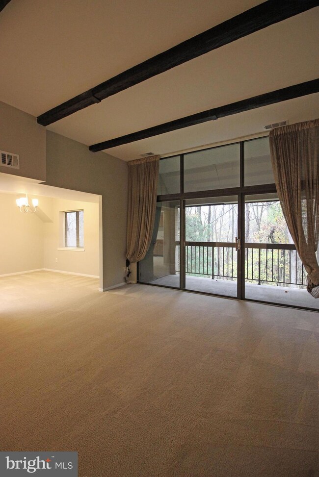 1662 Parkcrest Cir unit 400, Reston, VA 20190 - photo 5