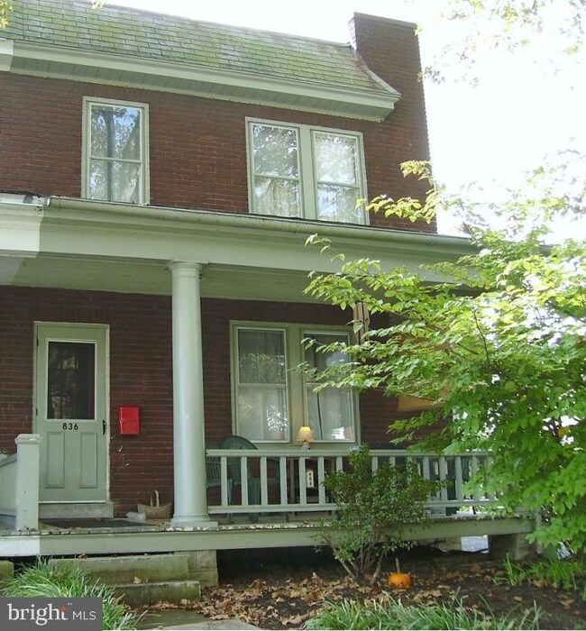 836 3rd St, Lancaster, PA 17603 - photo 2
