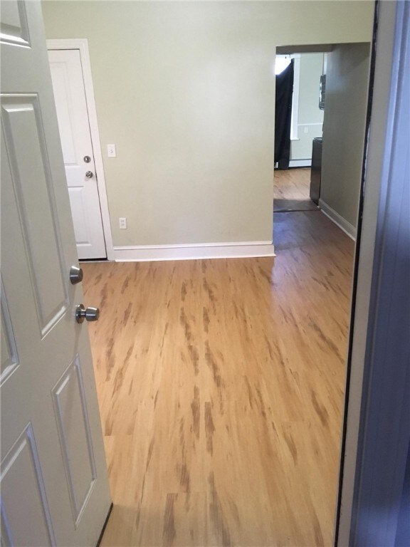 21 Sweetbriar St unit 1, Providence, RI 02908 - photo 3