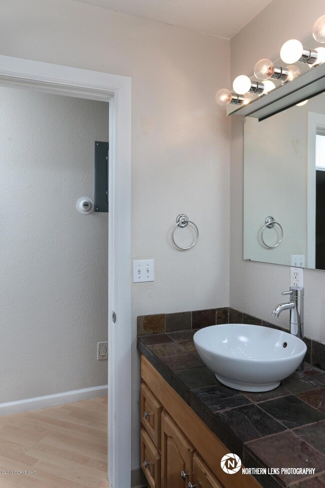 Bathroom2