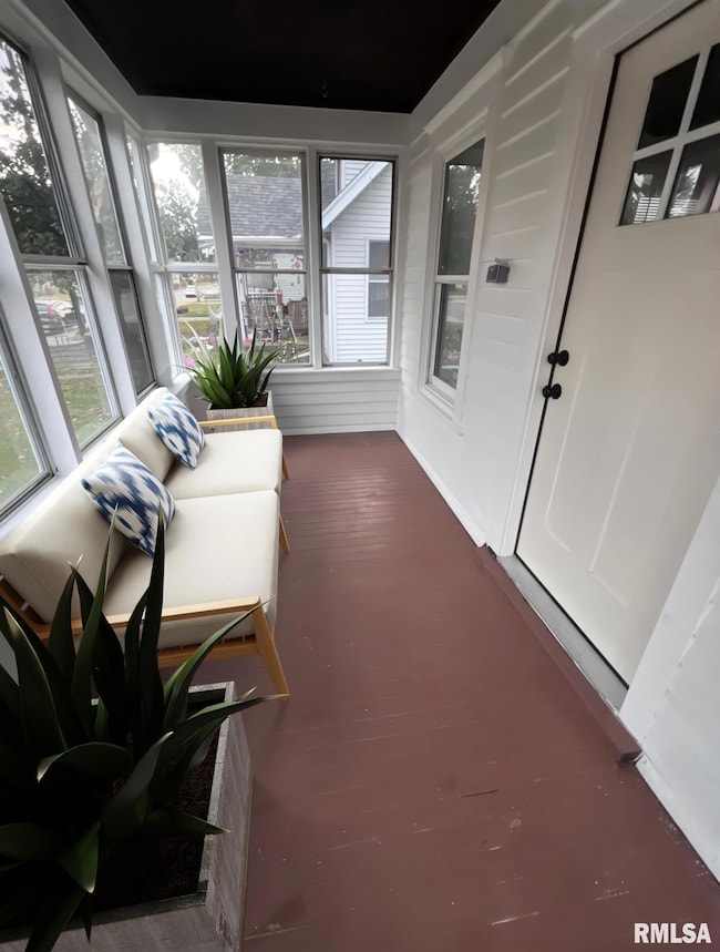 2112 W Ayres Ave, West Peoria, IL 61604 - photo 2