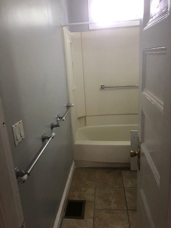 2 Tracton Ave unit 2, Boston, MA 02136 - photo 6