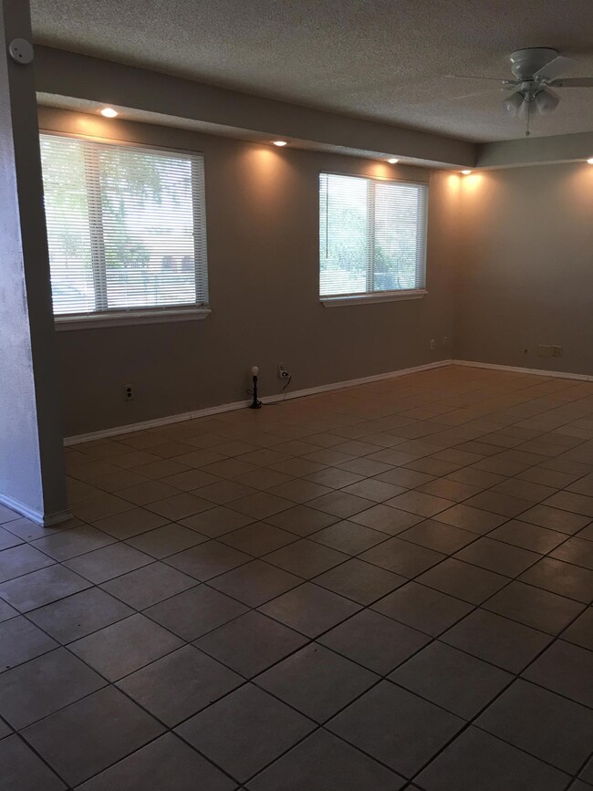 7923 Santa Maria Ct, El Paso, TX 79915 - photo 7