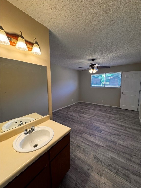 1820 S 13th Place, Rogers, AR 72758 - photo 6