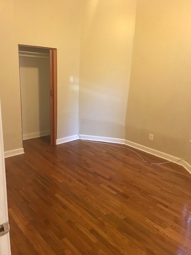 4625 S Langley Ave, Chicago, IL 60653 - photo 3